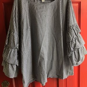 Grey stripped top